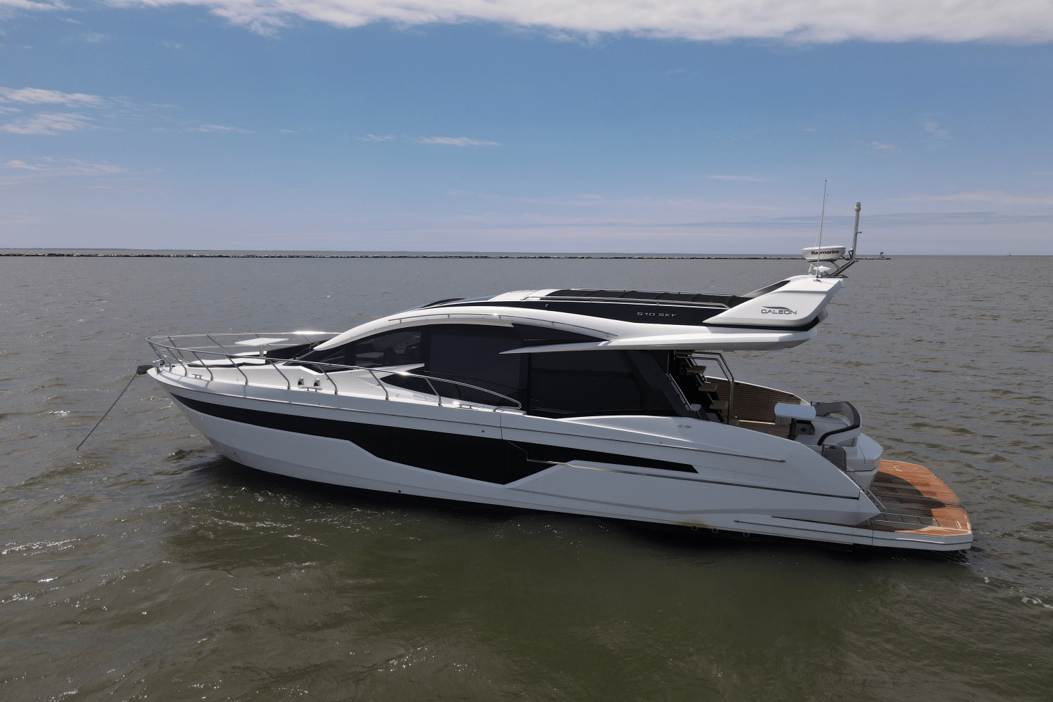 2023 Galeon
                                                             510 SKY Image Thumbnail #4