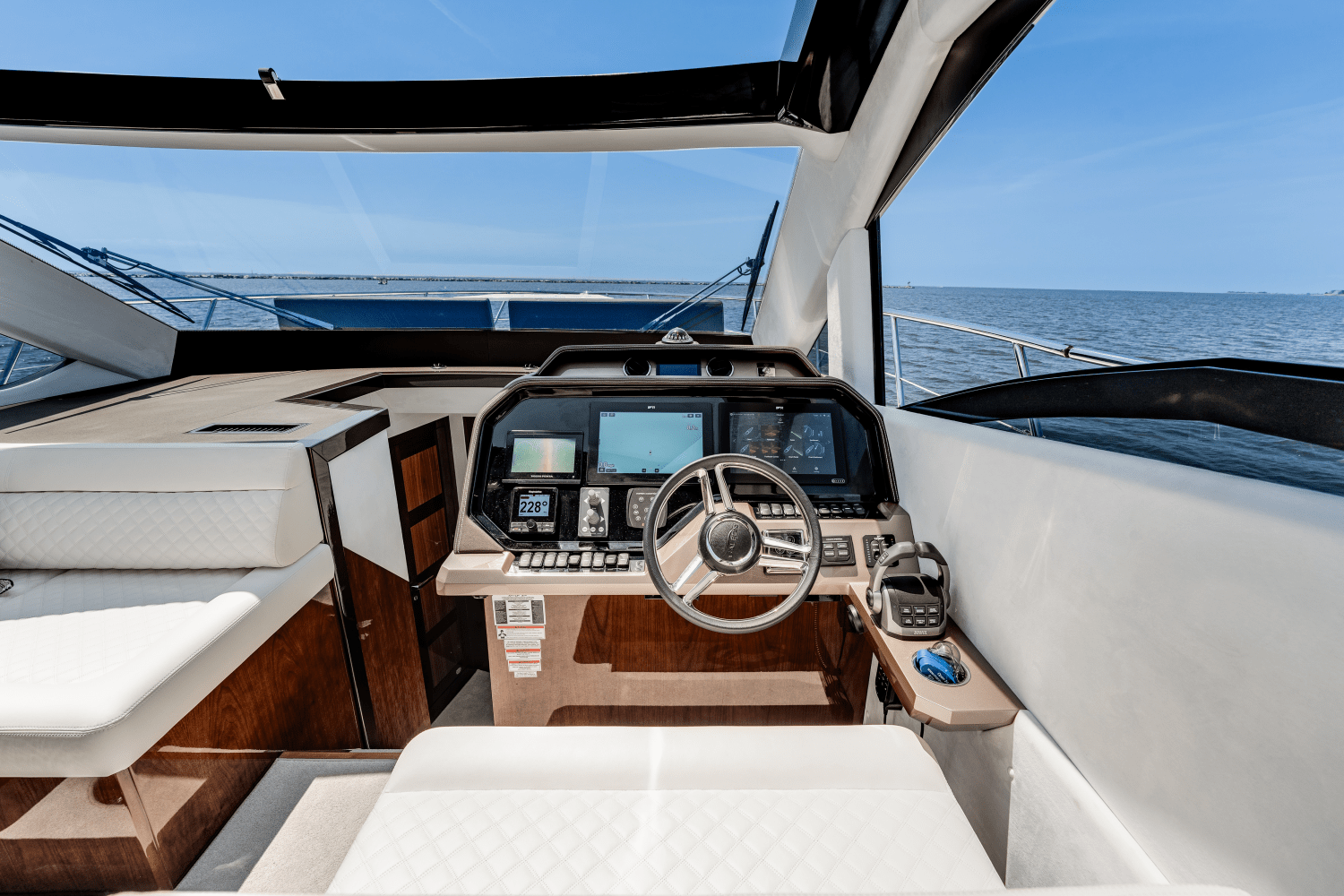 2023 Galeon
                                                             510 SKY Image Thumbnail #63
