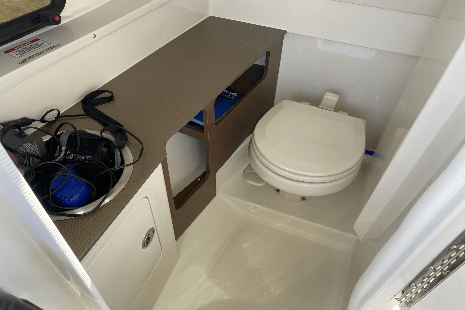 2023 Sea Ray SDX 270 Image Thumbnail #20