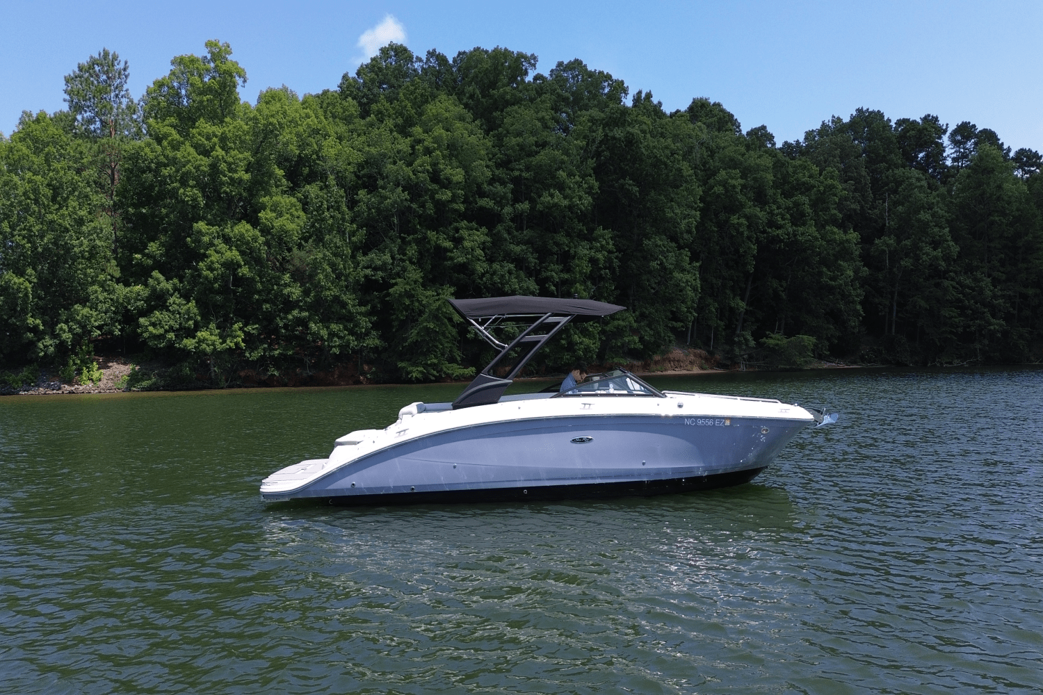 2023 Sea Ray SDX 270 Image Thumbnail #1