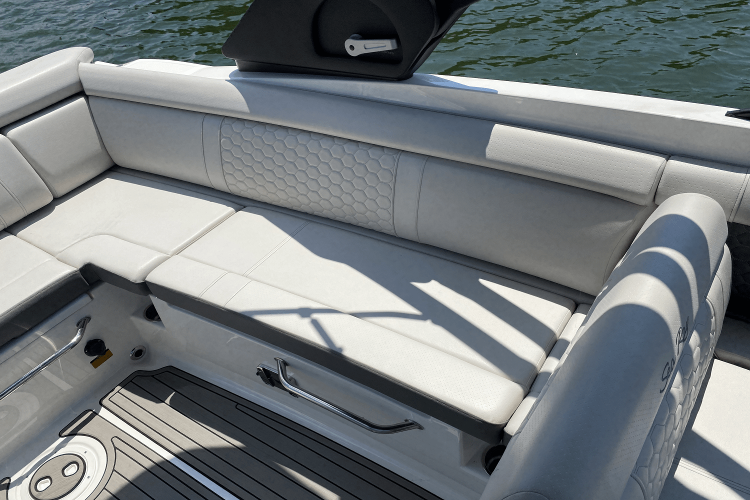 2023 Sea Ray SDX 270 Image Thumbnail #23