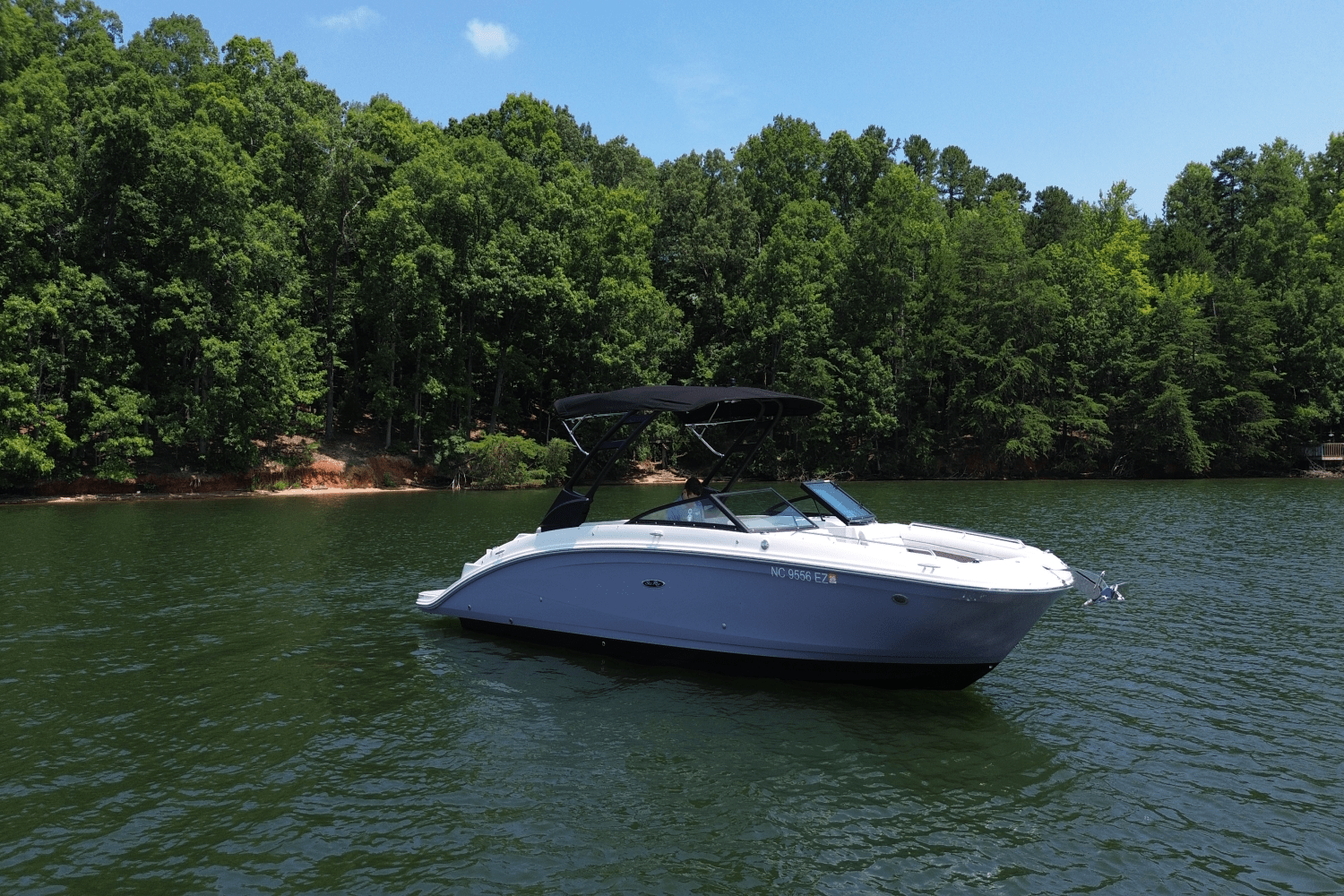 2023 Sea Ray SDX 270 Image Thumbnail #2