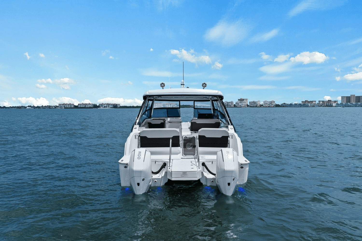 2021 Aquila 32 Image Thumbnail #1