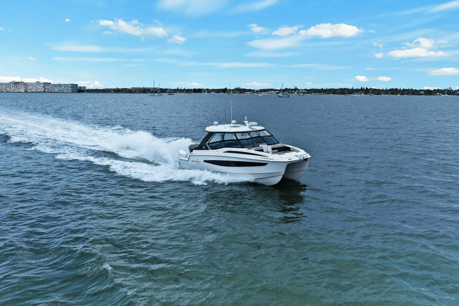 2021 Aquila 32 Image Thumbnail #13