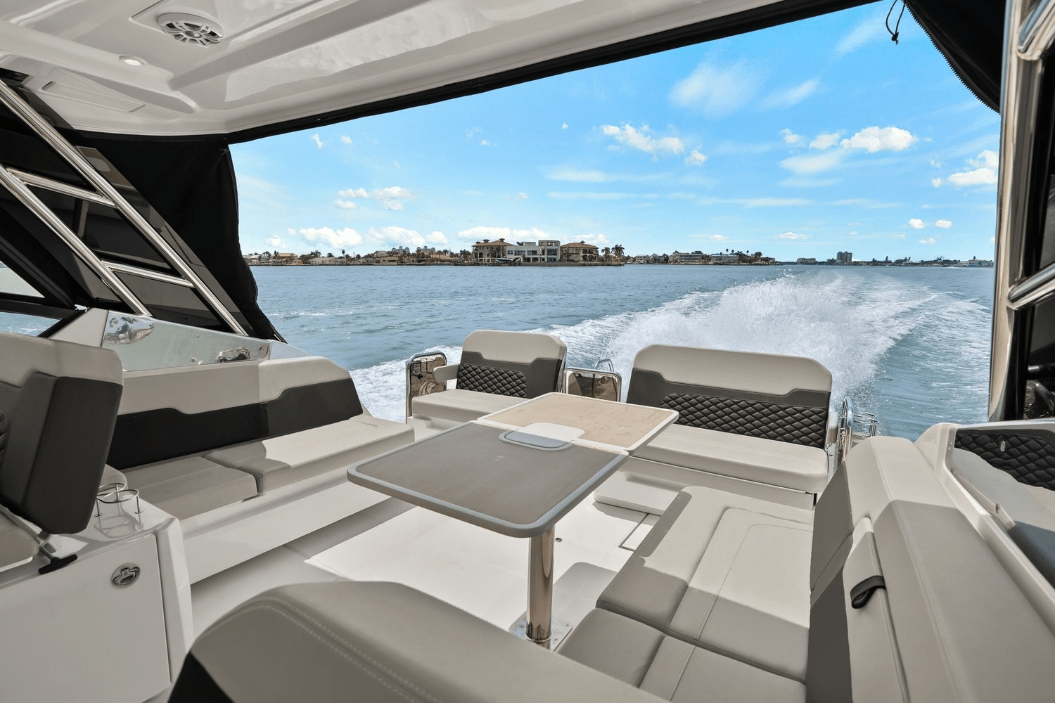 2021 Aquila 32 Image Thumbnail #28
