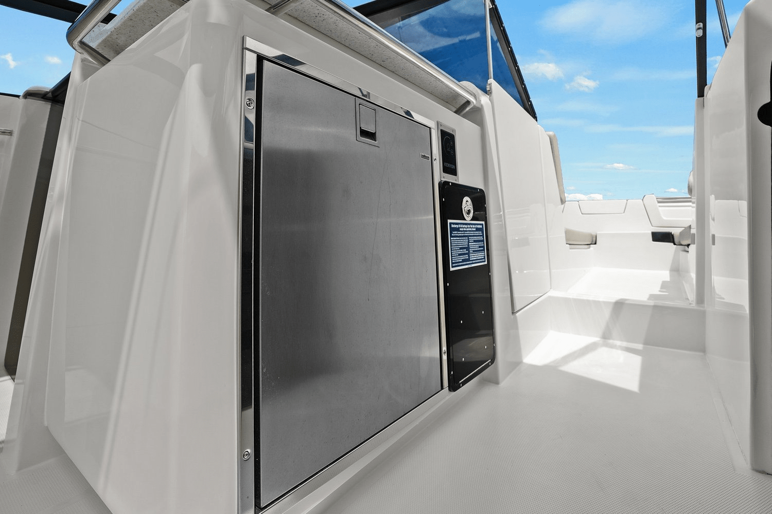 2021 Aquila 32 Image Thumbnail #46