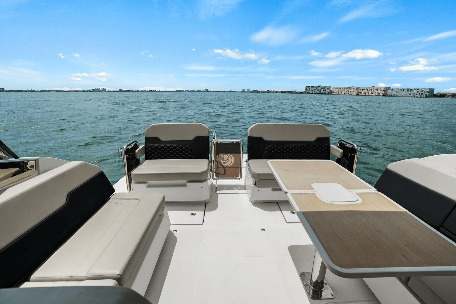 2021 Aquila 32 Image Thumbnail #41
