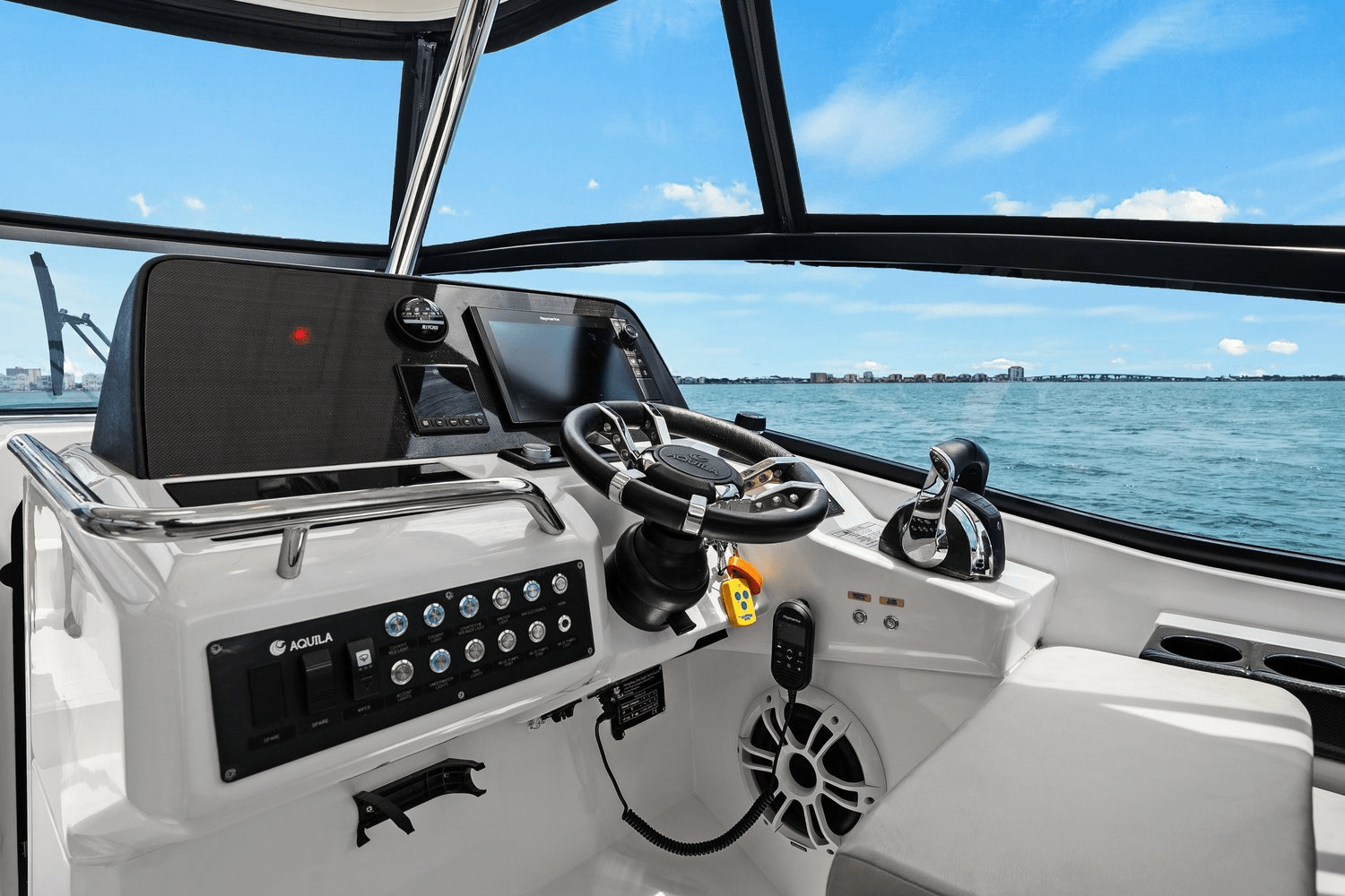 2021 Aquila 32 Image Thumbnail #33