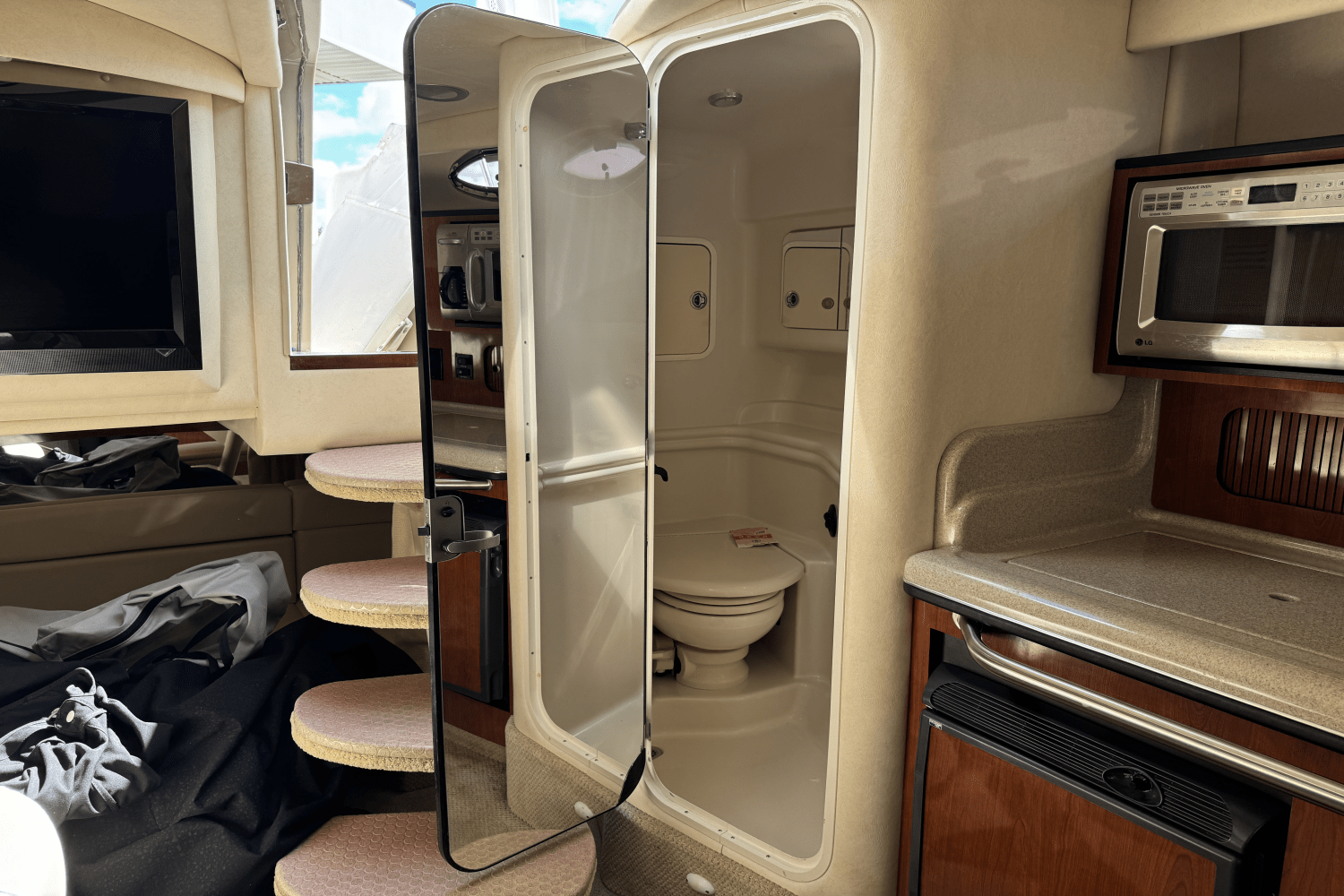2007 Sea Ray 320 Sundancer Image Thumbnail #55