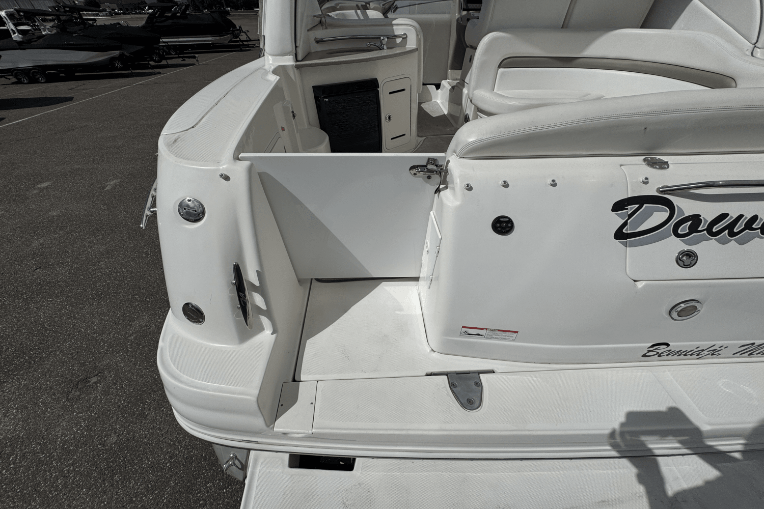 2007 Sea Ray 320 Sundancer Image Thumbnail #11