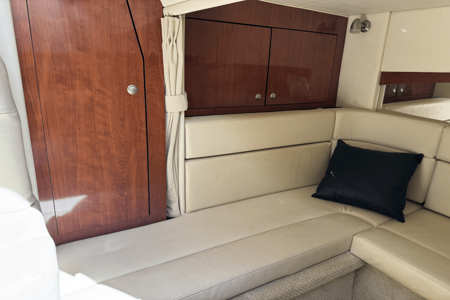 2007 Sea Ray 320 Sundancer Image Thumbnail #61