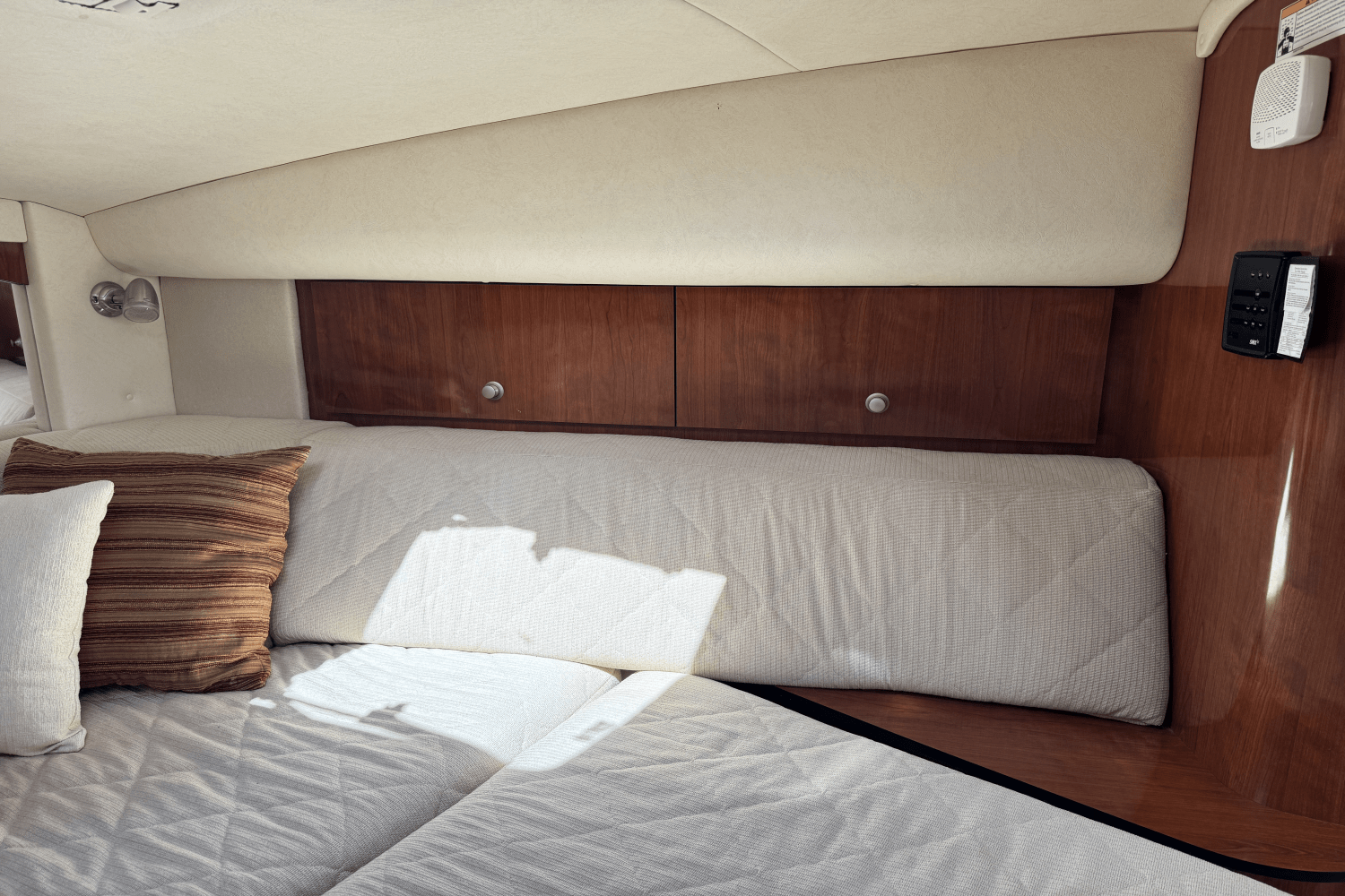 2007 Sea Ray 320 Sundancer Image Thumbnail #39