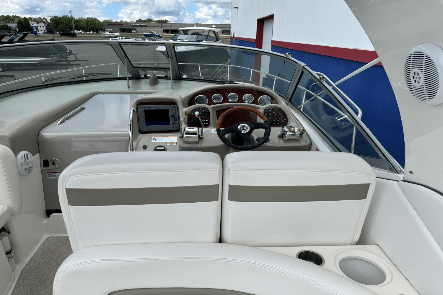 2007 Sea Ray 320 Sundancer Image Thumbnail #26