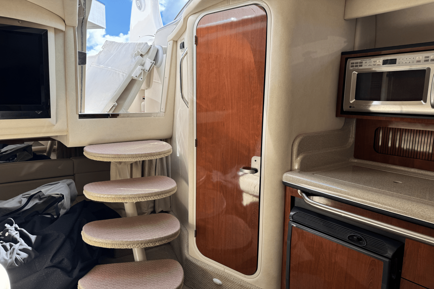 2007 Sea Ray 320 Sundancer Image Thumbnail #54