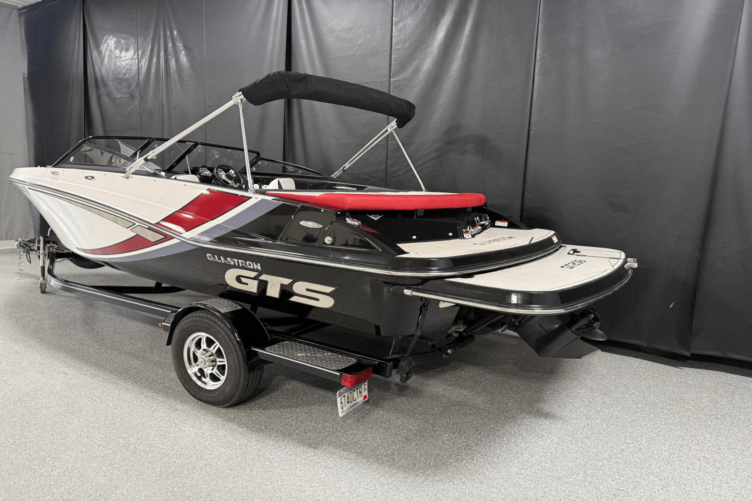 2019 Glastron GTS 205 Image Thumbnail #3