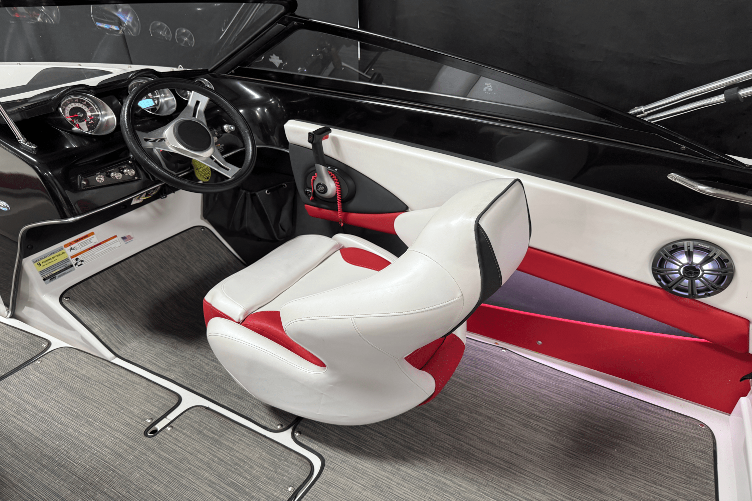 2019 Glastron GTS 205 Image Thumbnail #38