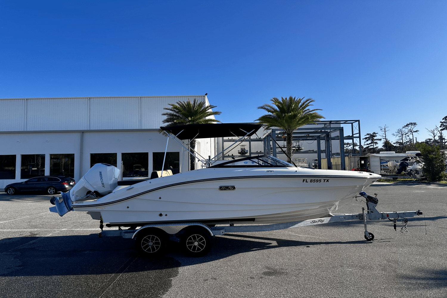 2024 Sea Ray 210 SPX Image Thumbnail #3