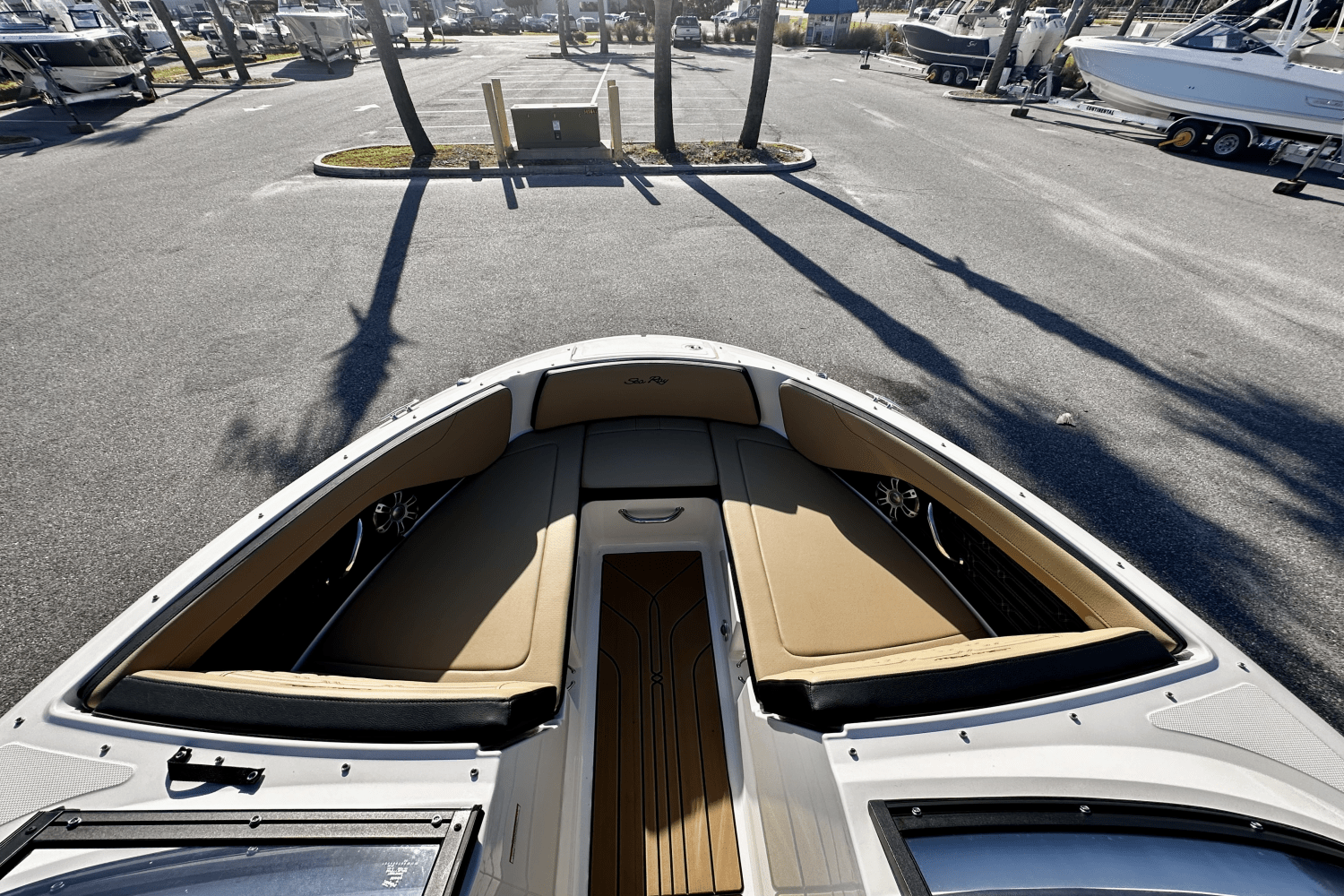 2024 Sea Ray 210 SPX Image Thumbnail #12