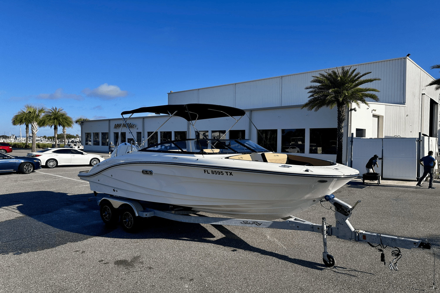 2024 Sea Ray 210 SPX Image Thumbnail #2