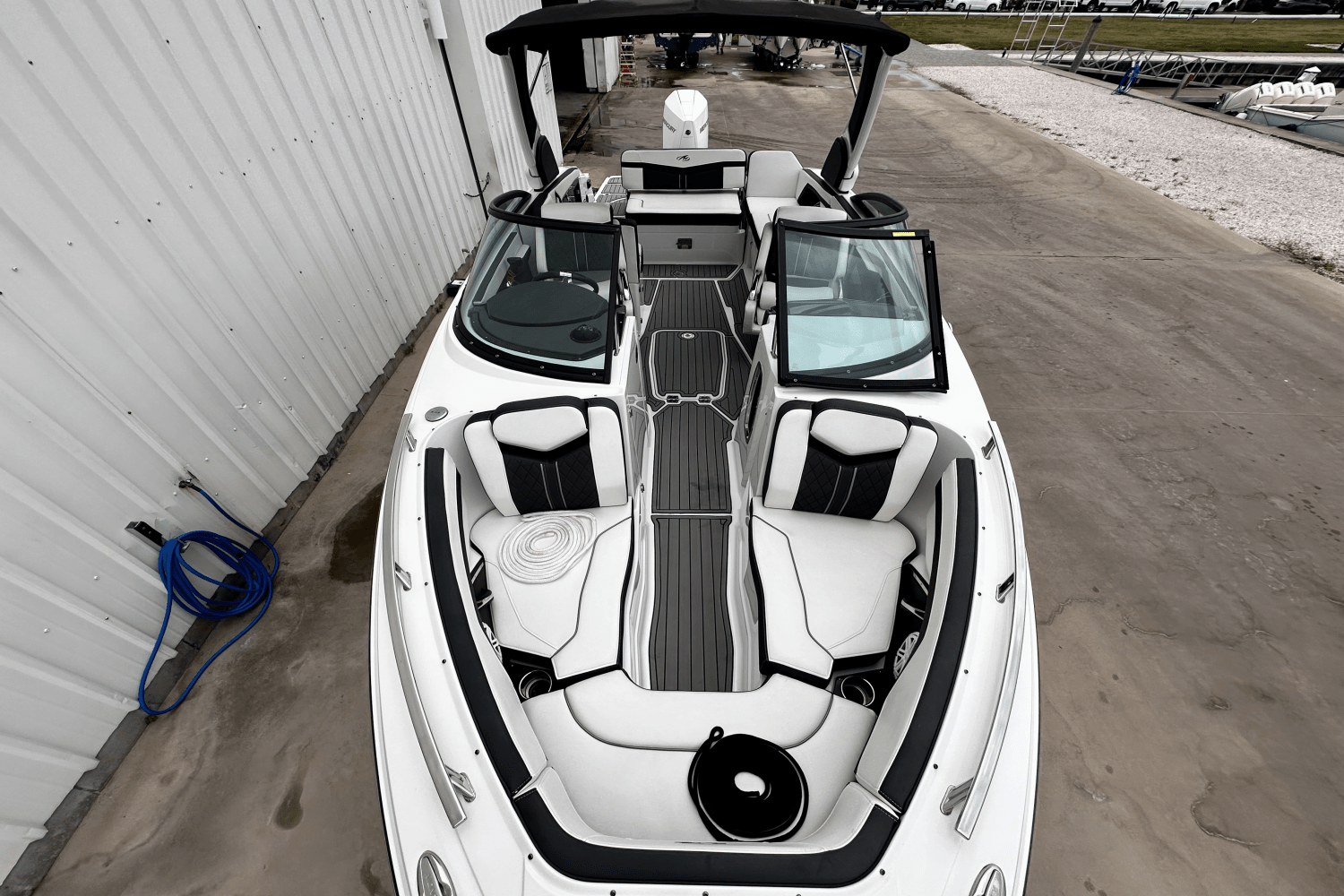 2020 Monterey 255 SS Image Thumbnail #12