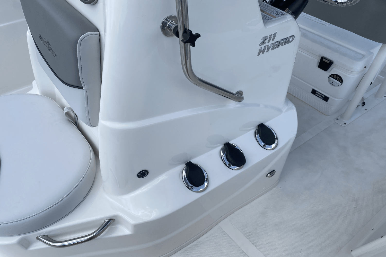 2021 NauticStar 211 HYBRID Image Thumbnail #13
