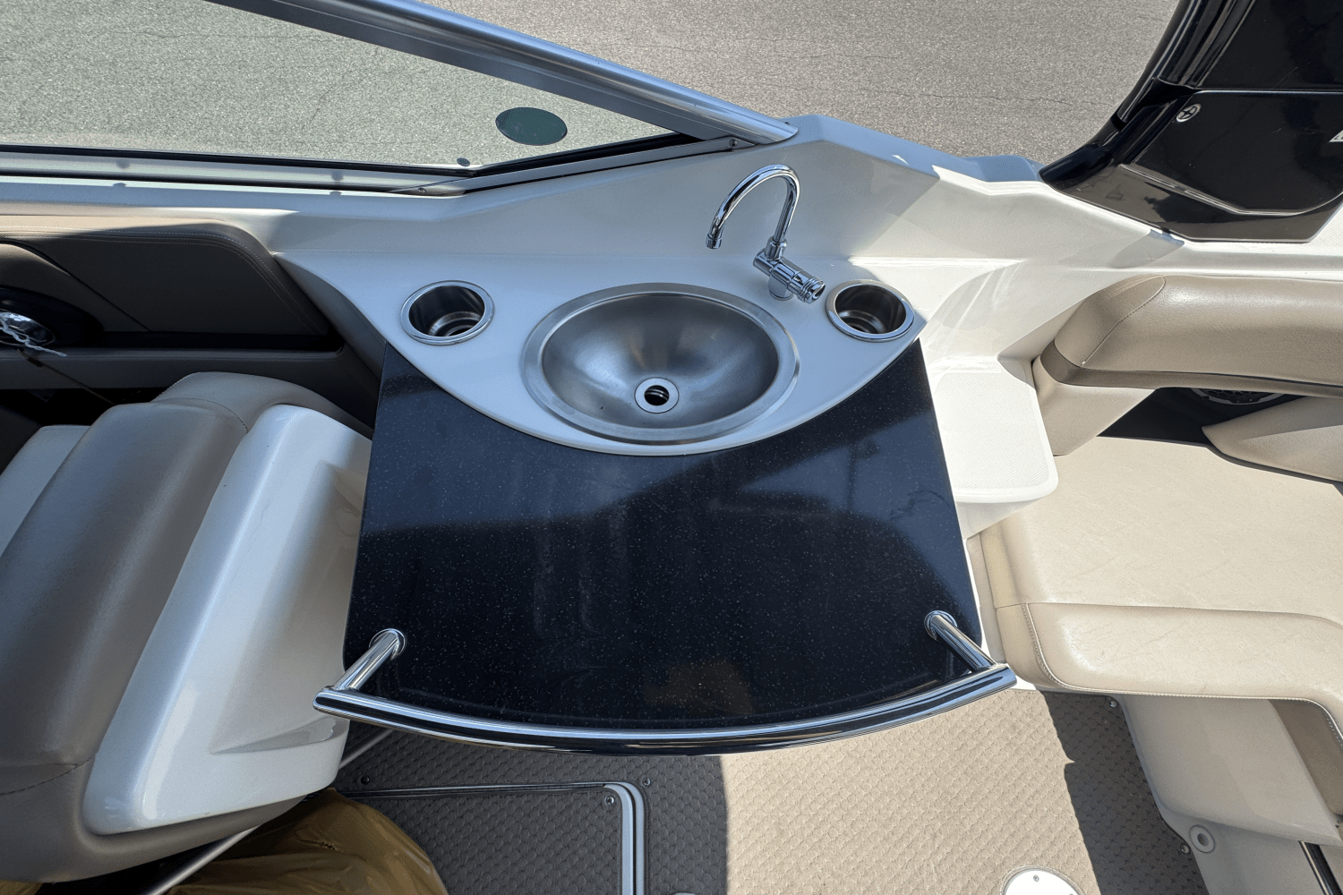 2012 Sea Ray 270 SLX Image Thumbnail #23
