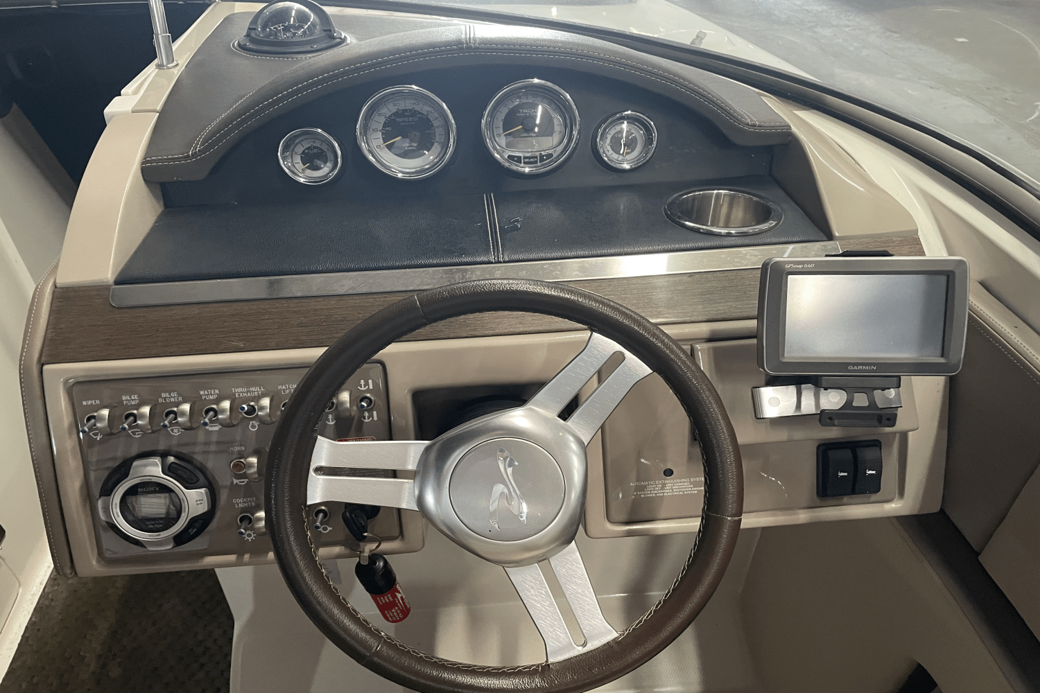2012 Sea Ray 270 SLX Image Thumbnail #7