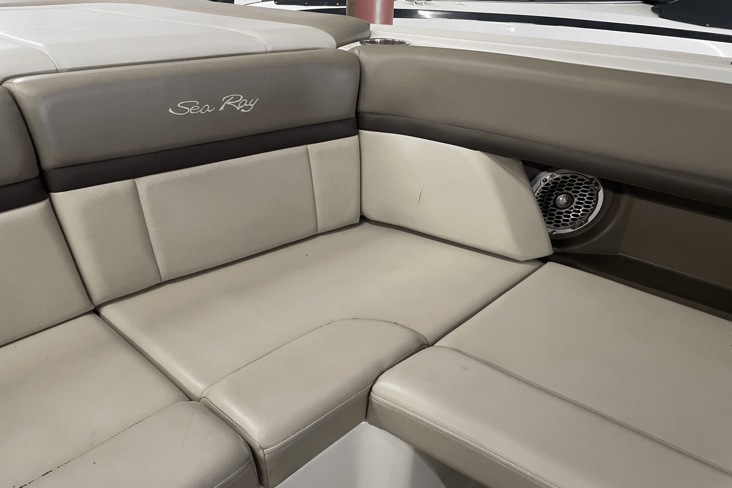 2012 Sea Ray 270 SLX Image Thumbnail #17