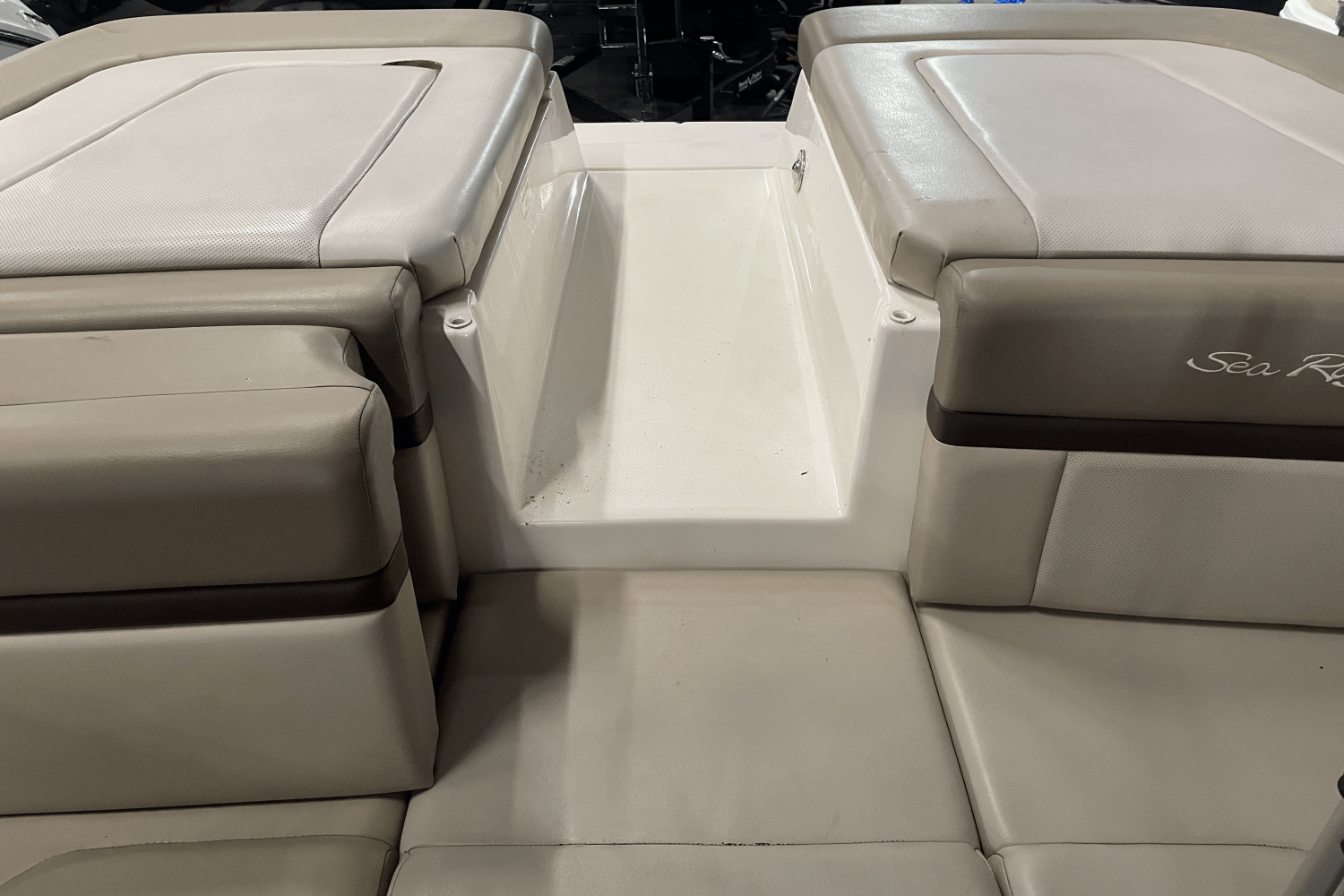 2012 Sea Ray 270 SLX Image Thumbnail #13