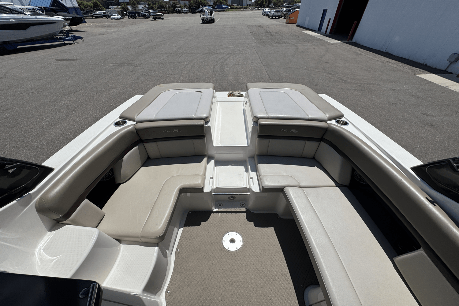 2012 Sea Ray 270 SLX Image Thumbnail #14