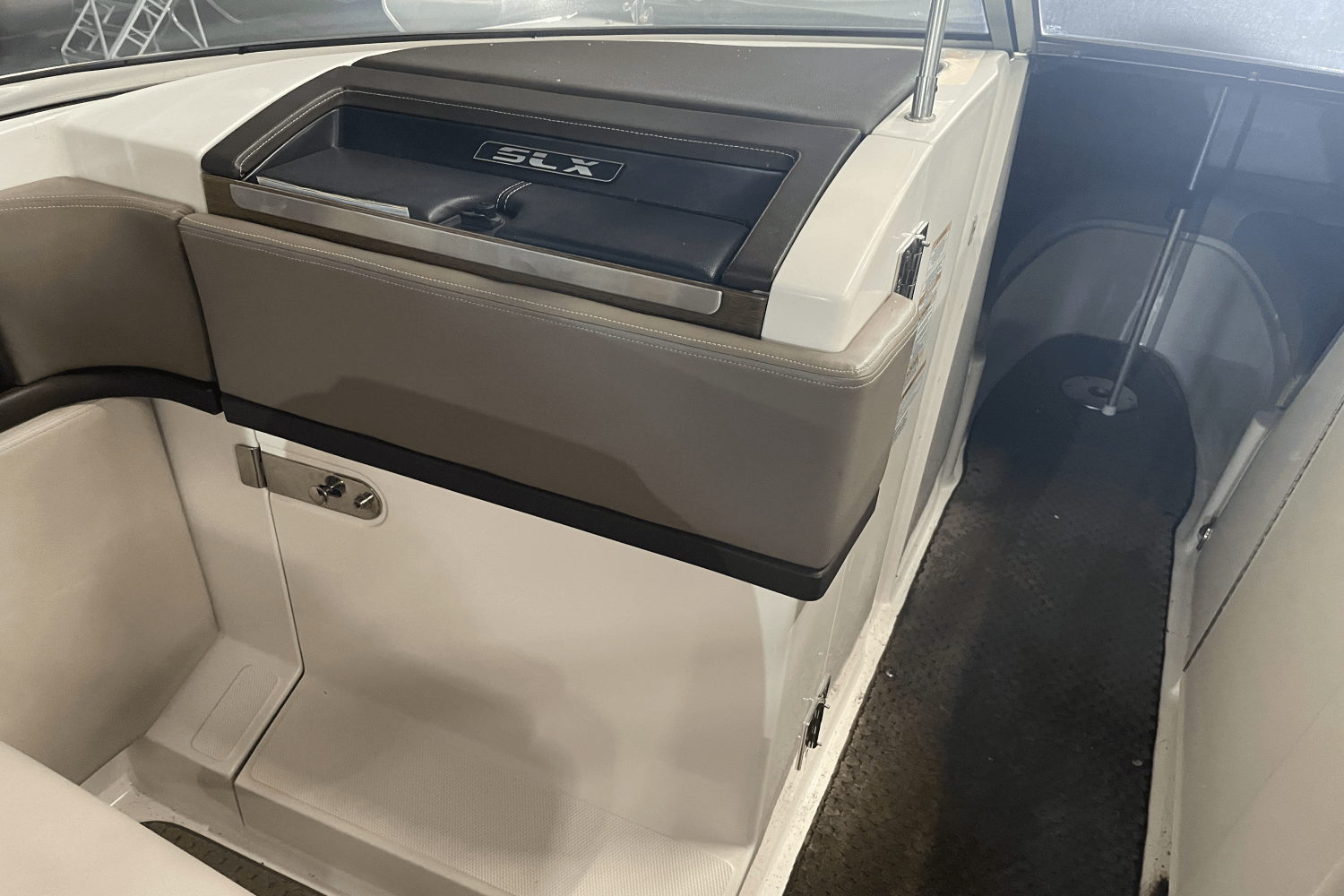 2012 Sea Ray 270 SLX Image Thumbnail #19
