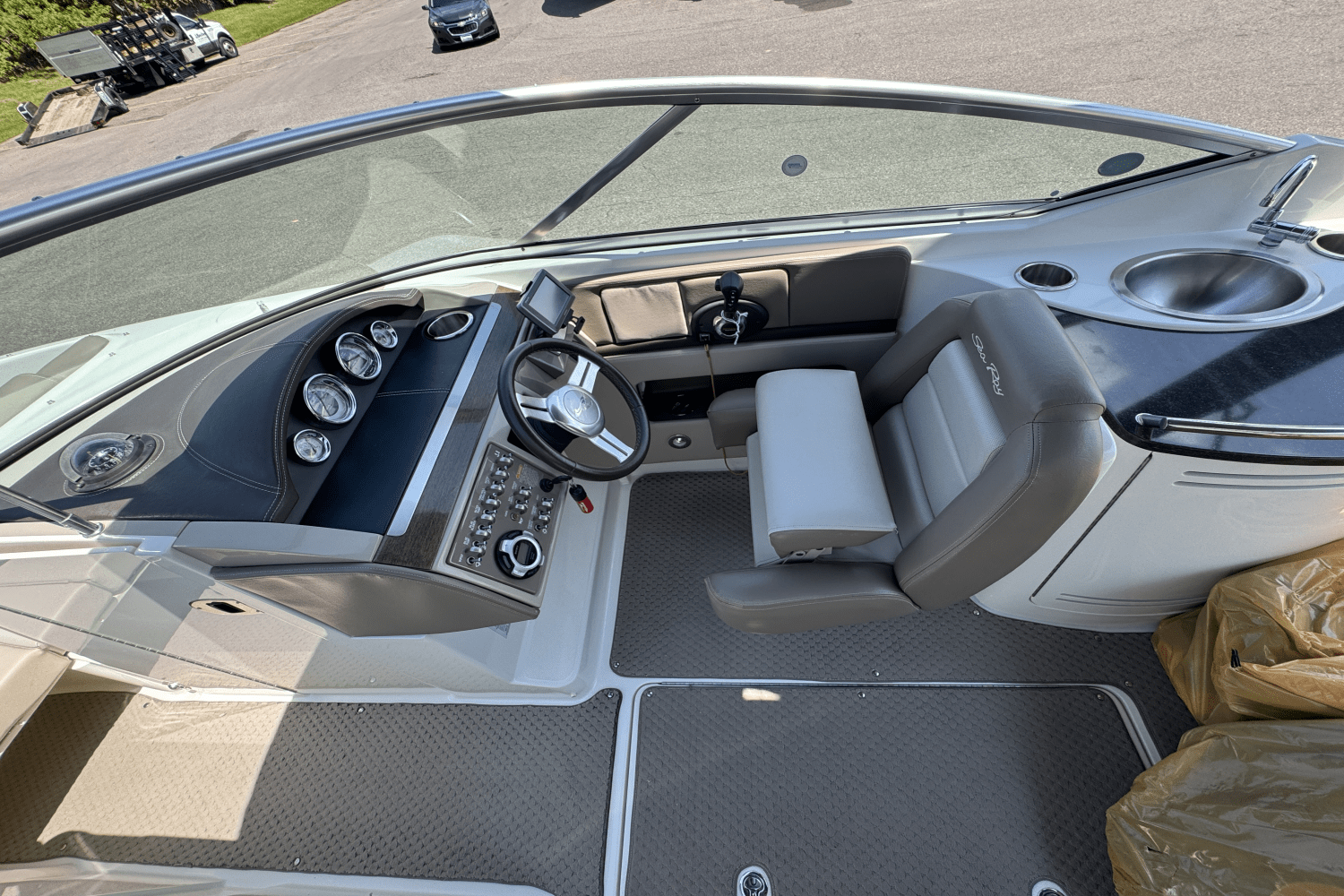 2012 Sea Ray 270 SLX Image Thumbnail #25