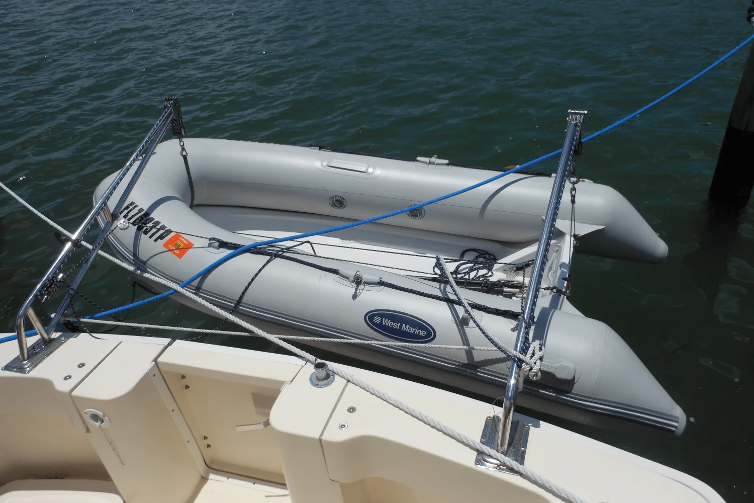 2001 Mainship PILOT 30 Image Thumbnail #57