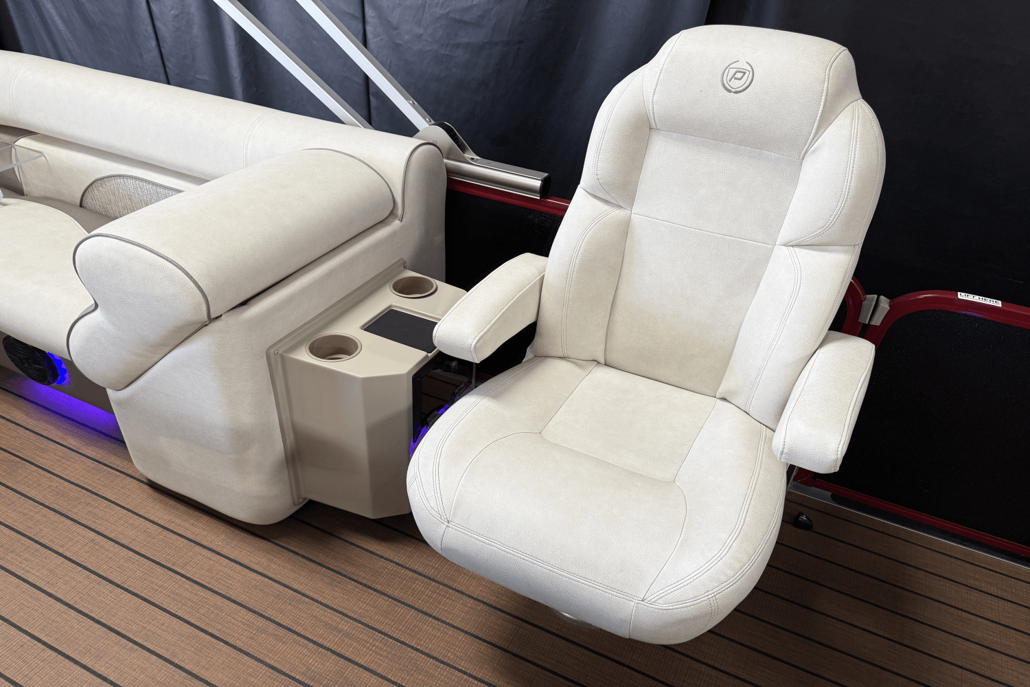 2019 Premier 230SUNSATION Image Thumbnail #39