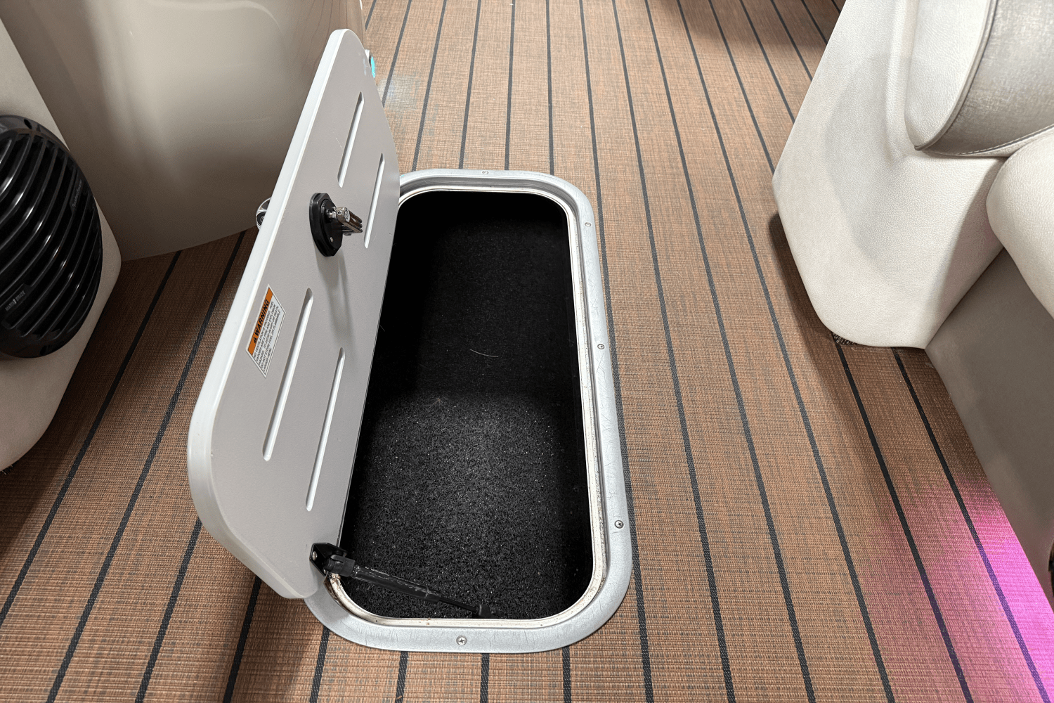 2019 Premier 230SUNSATION Image Thumbnail #24