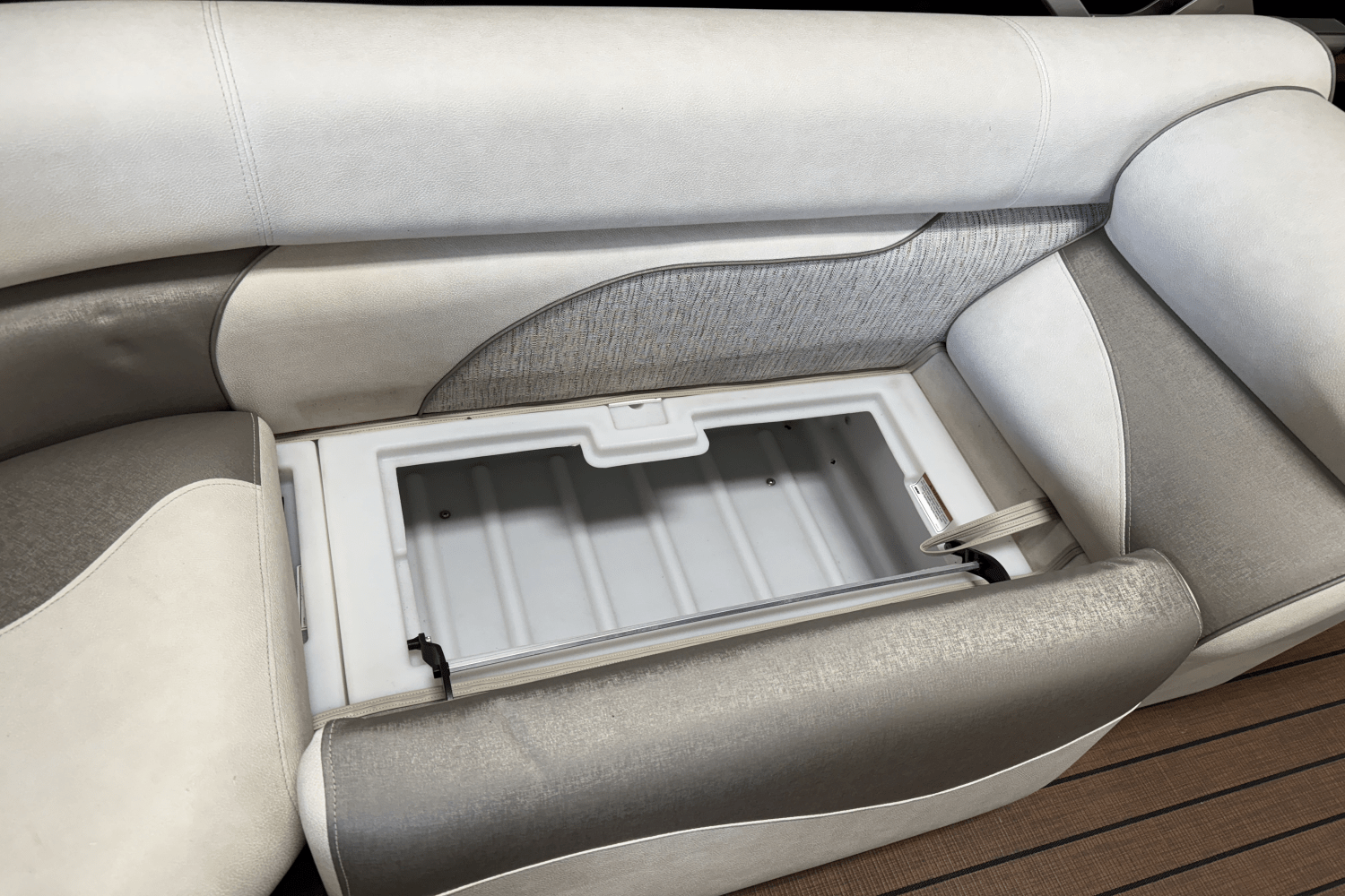 2019 Premier 230SUNSATION Image Thumbnail #65