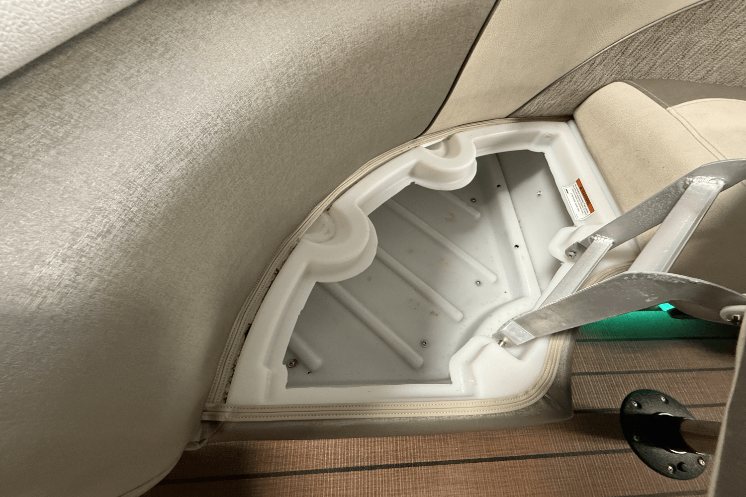 2019 Premier 230SUNSATION Image Thumbnail #20