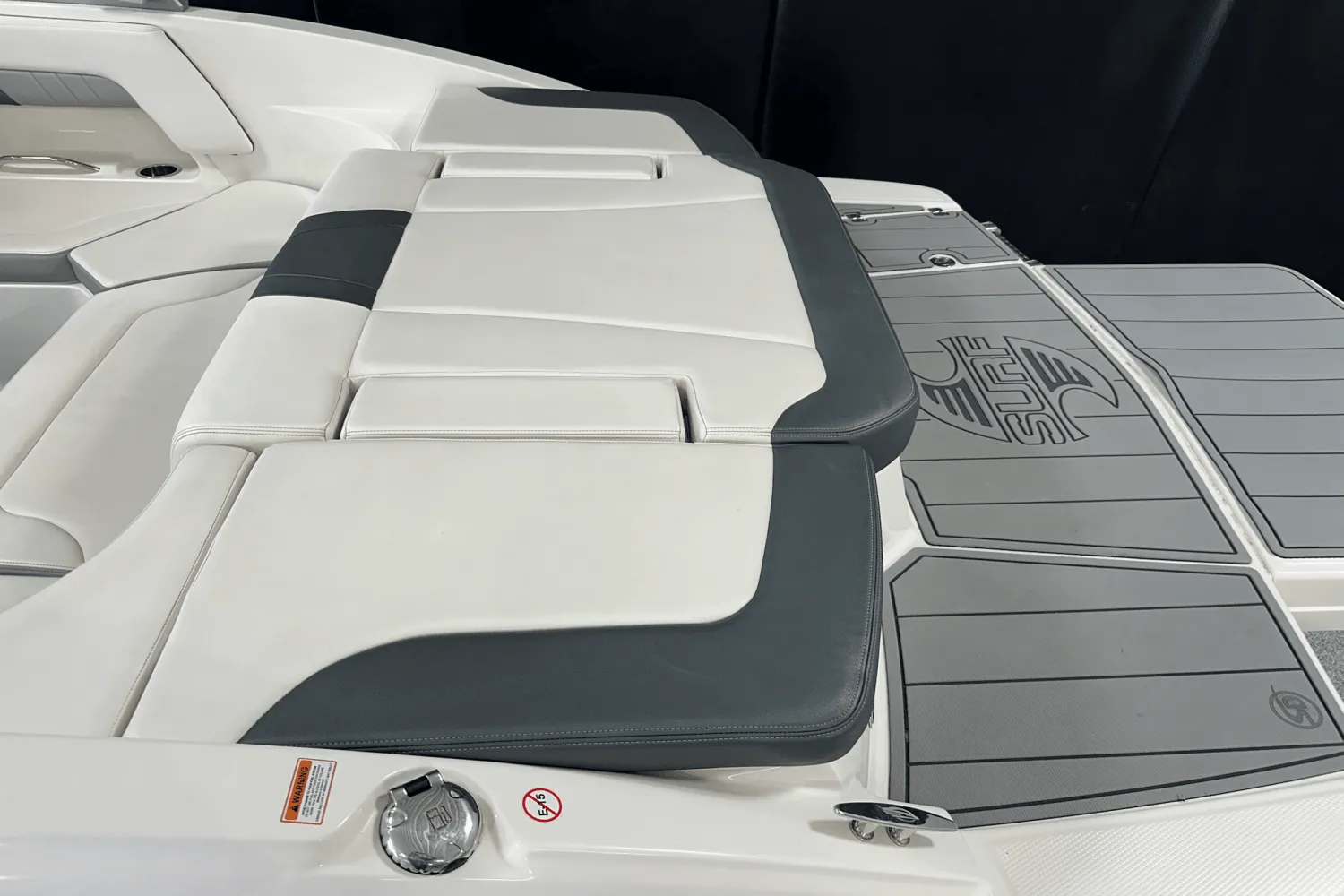 2020 Chaparral 230 SURF Image Thumbnail #9