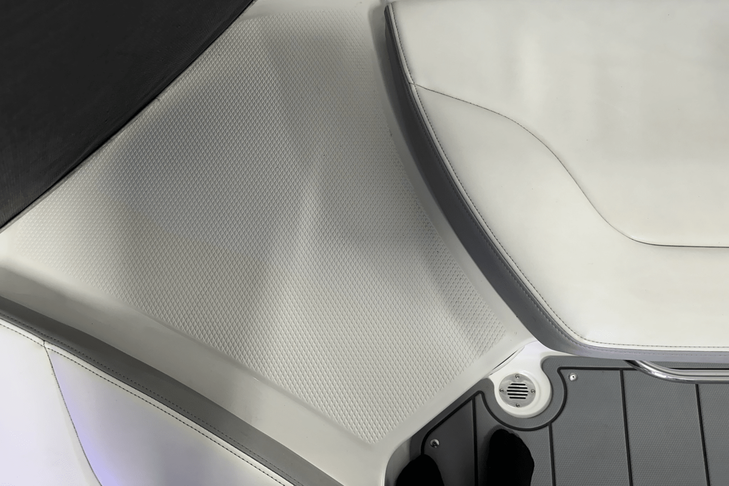 2020 Chaparral 230 SURF Image Thumbnail #35
