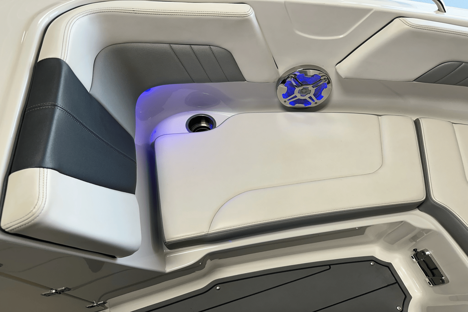 2020 Chaparral 230 SURF Image Thumbnail #71