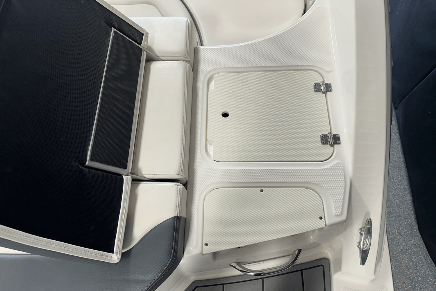 2020 Chaparral 230 SURF Image Thumbnail #24