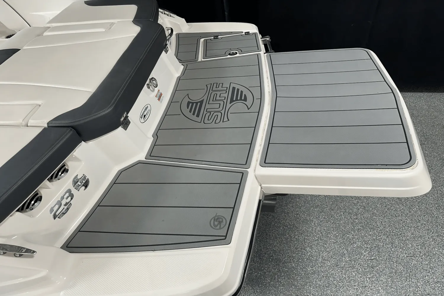 2020 Chaparral 230 SURF Image Thumbnail #11