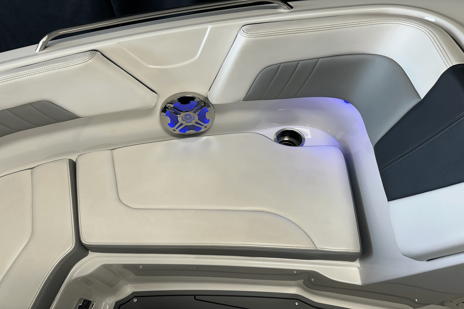 2020 Chaparral 230 SURF Image Thumbnail #76