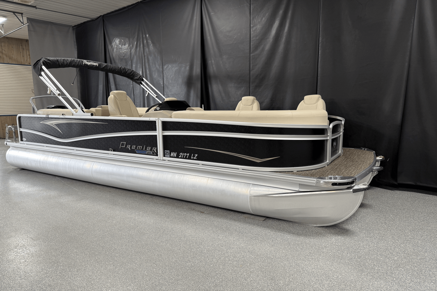 2020 Premier 230 SOLARIS Image Thumbnail #3