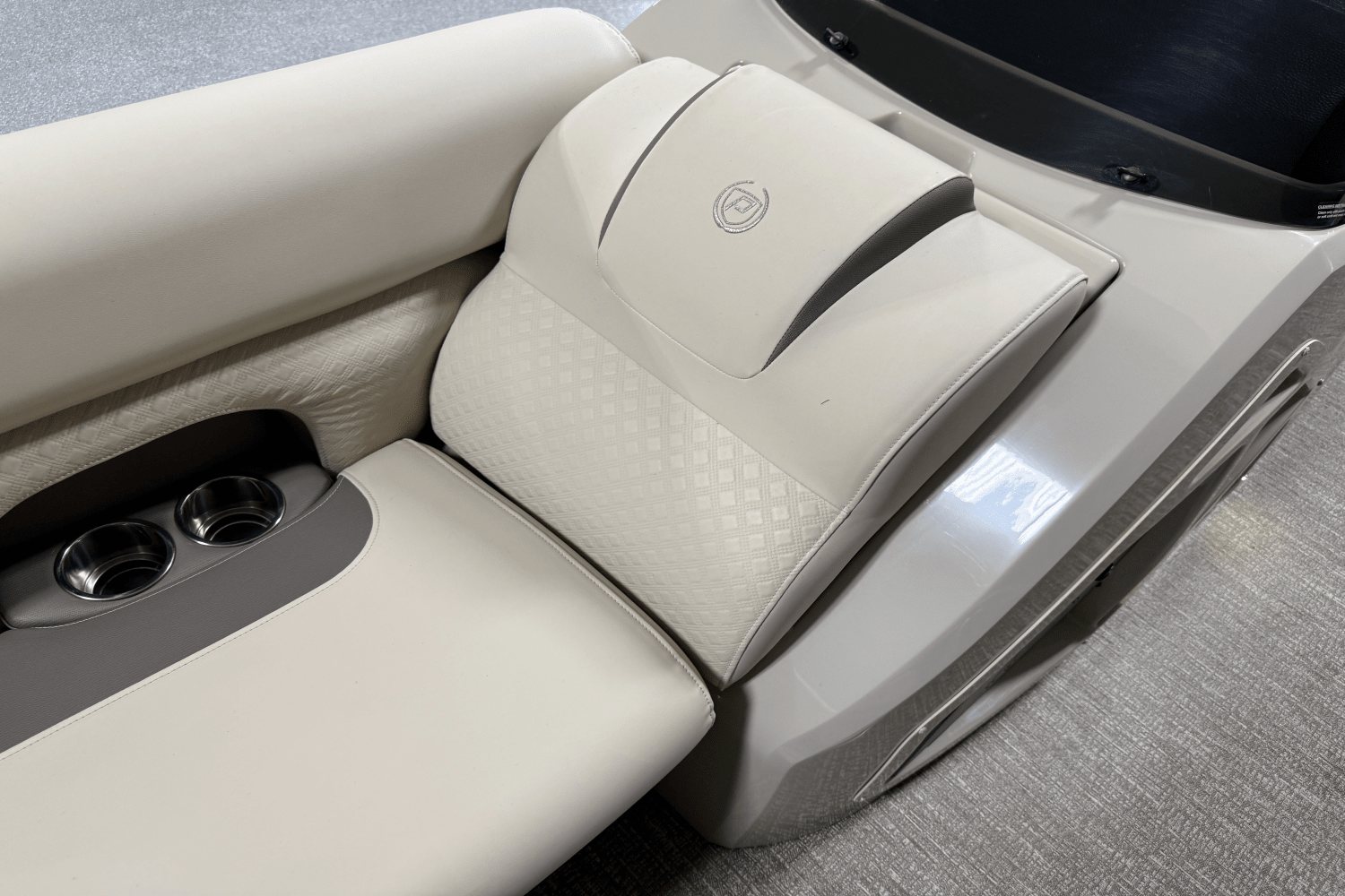 2020 Premier 230 SOLARIS Image Thumbnail #67