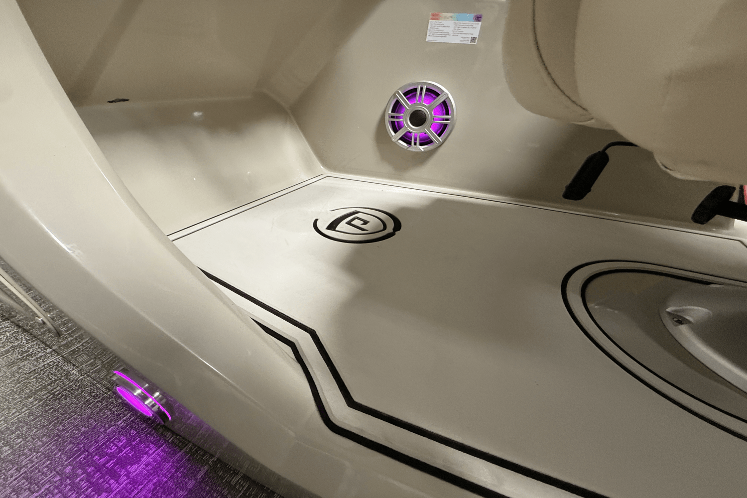 2020 Premier 230 SOLARIS Image Thumbnail #50