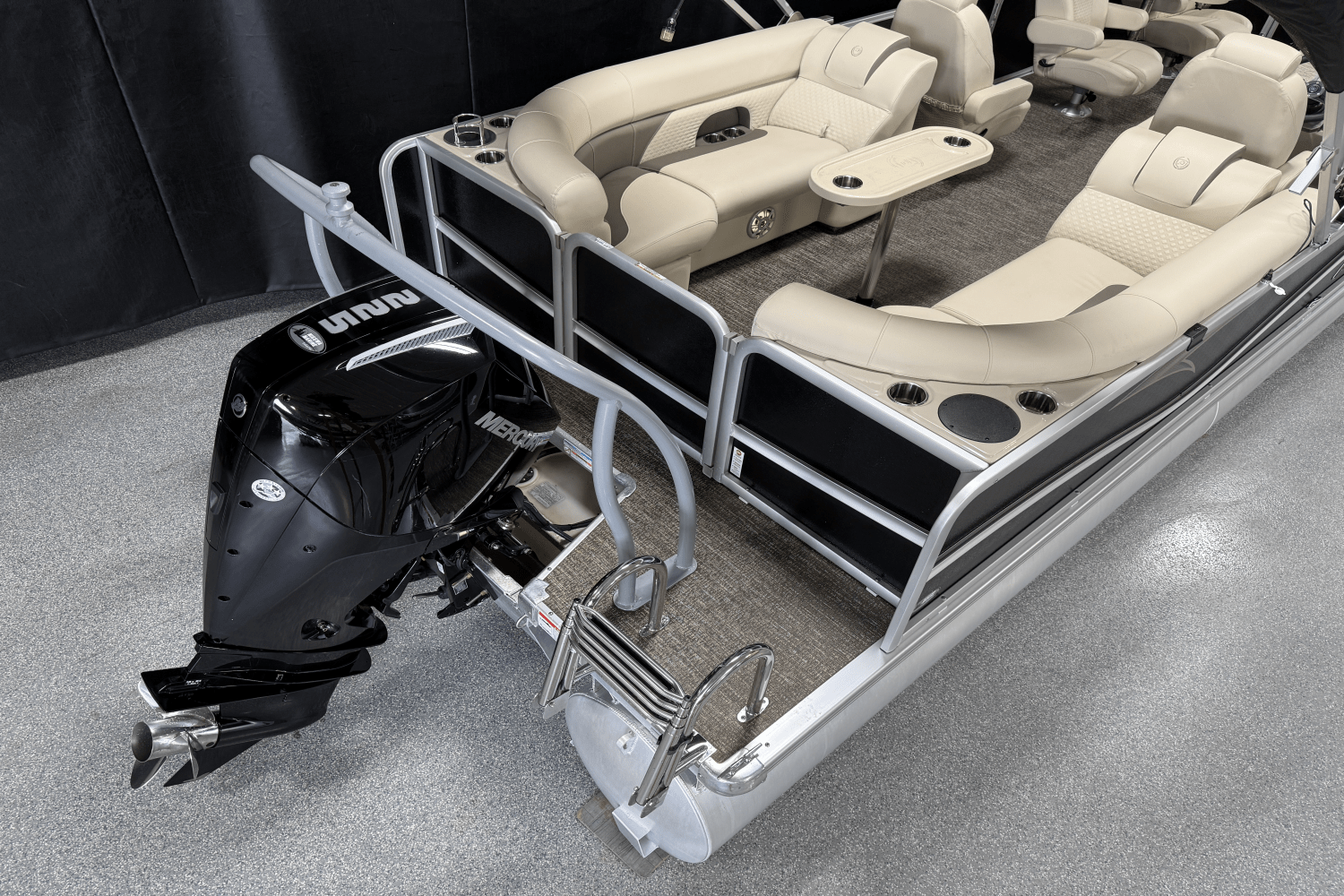 2020 Premier 230 SOLARIS Image Thumbnail #10