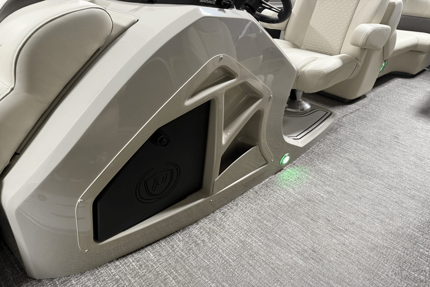2020 Premier 230 SOLARIS Image Thumbnail #47