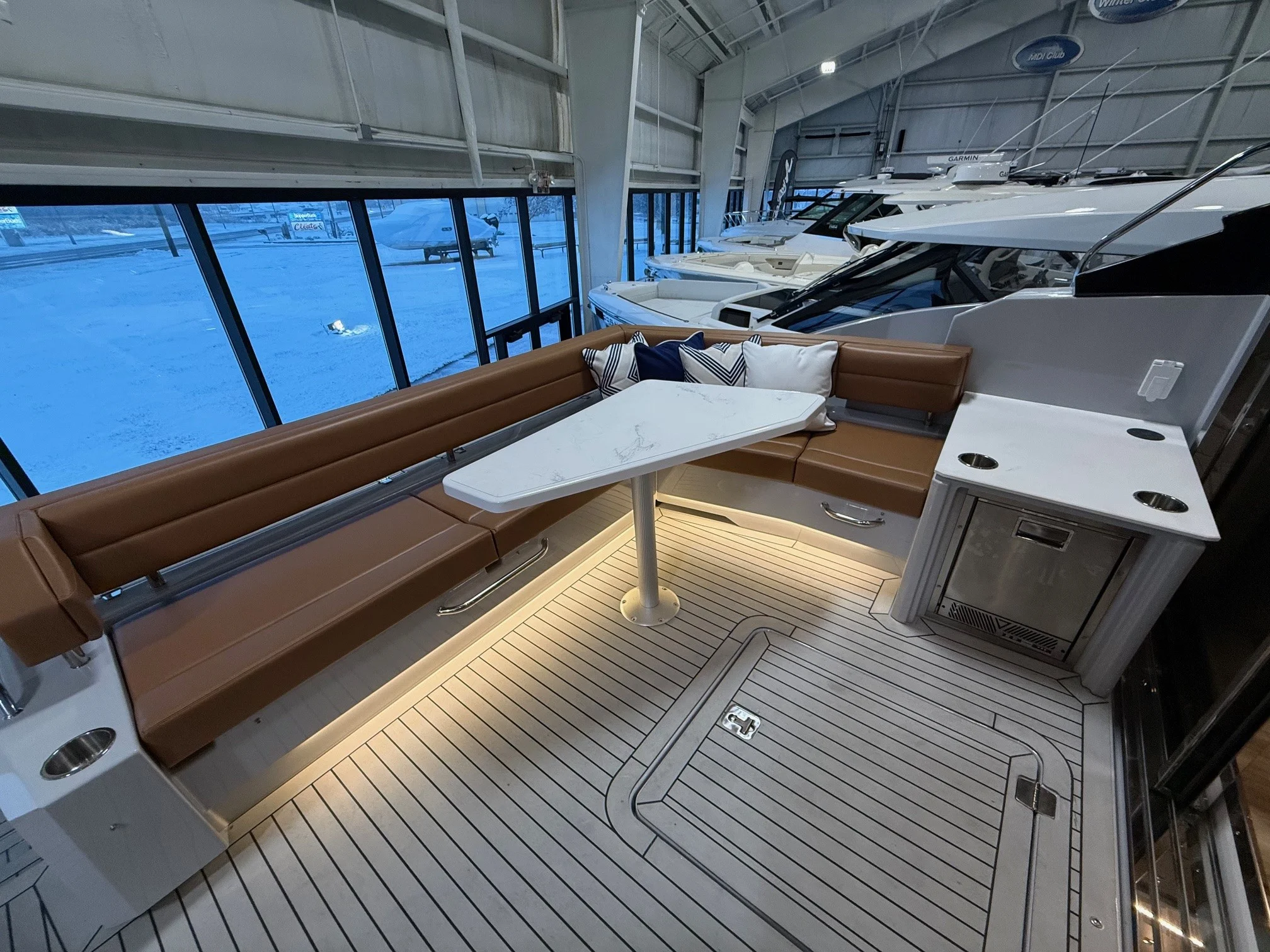 2026 Cruisers Yachts 46 Cantius Image Thumbnail #19