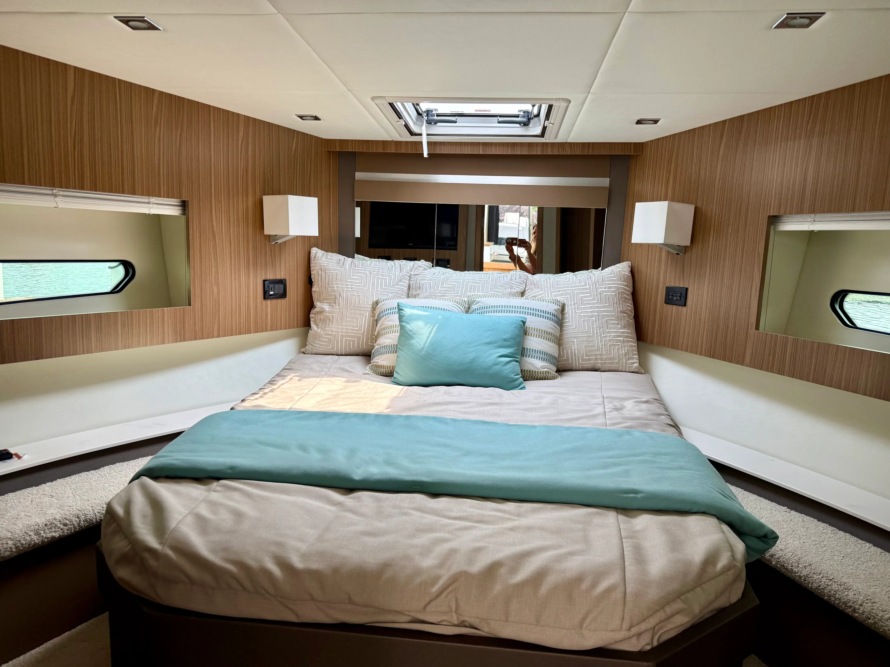 2026 Cruisers Yachts 46 Cantius Image Thumbnail #29